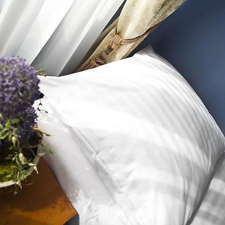 Hotel Korona อัวคอฟ ภายนอก รูปภาพ