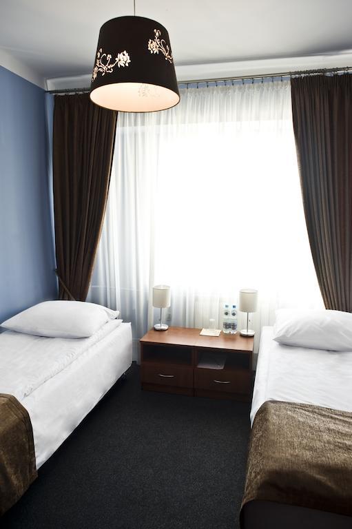 Hotel Korona อัวคอฟ ห้อง รูปภาพ