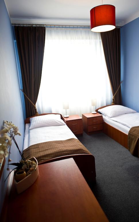 Hotel Korona อัวคอฟ ห้อง รูปภาพ
